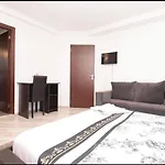 Stars Hotel