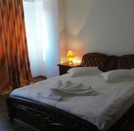 Stars 2* Bucureşti