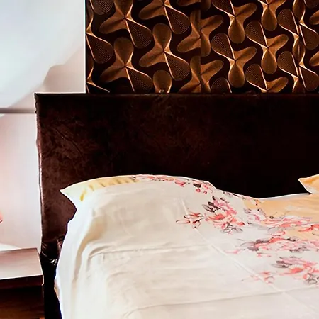 Stars Hotel